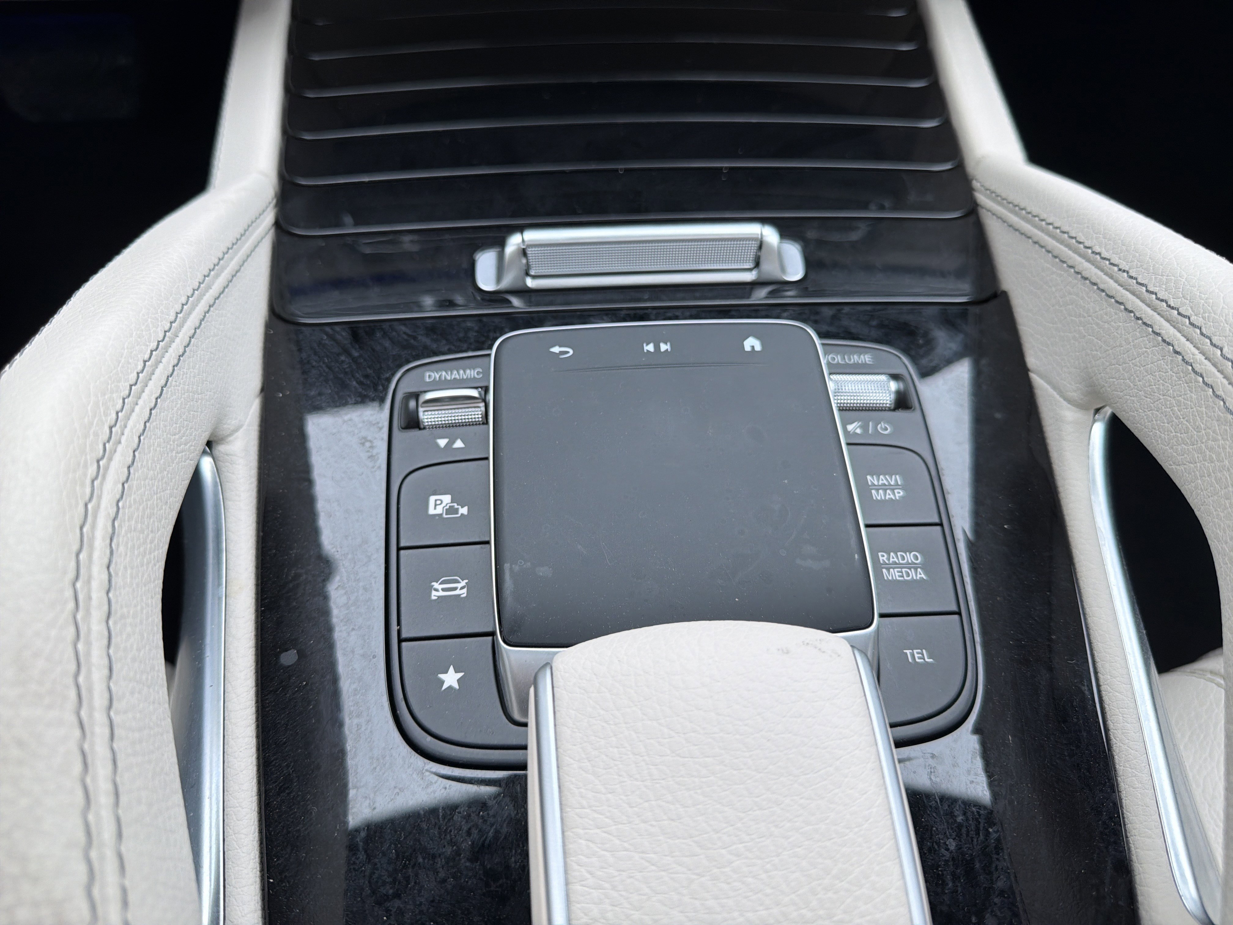 Used 2024 Mercedes-Benz GLE 450 4MATIC image 10