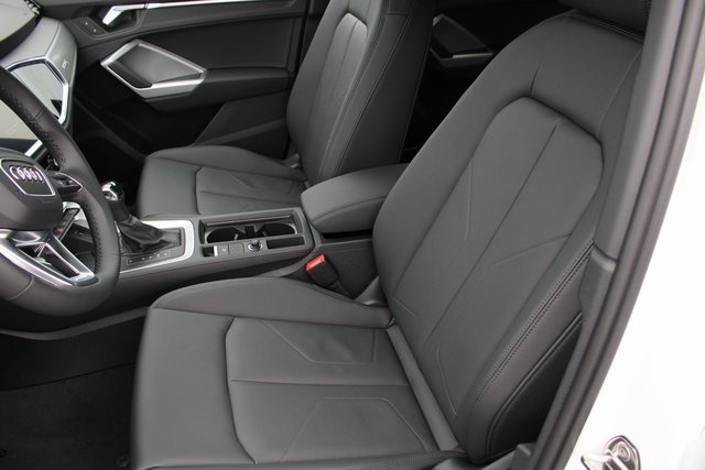 New 2025 Audi Q3 2.0T Premium image 6