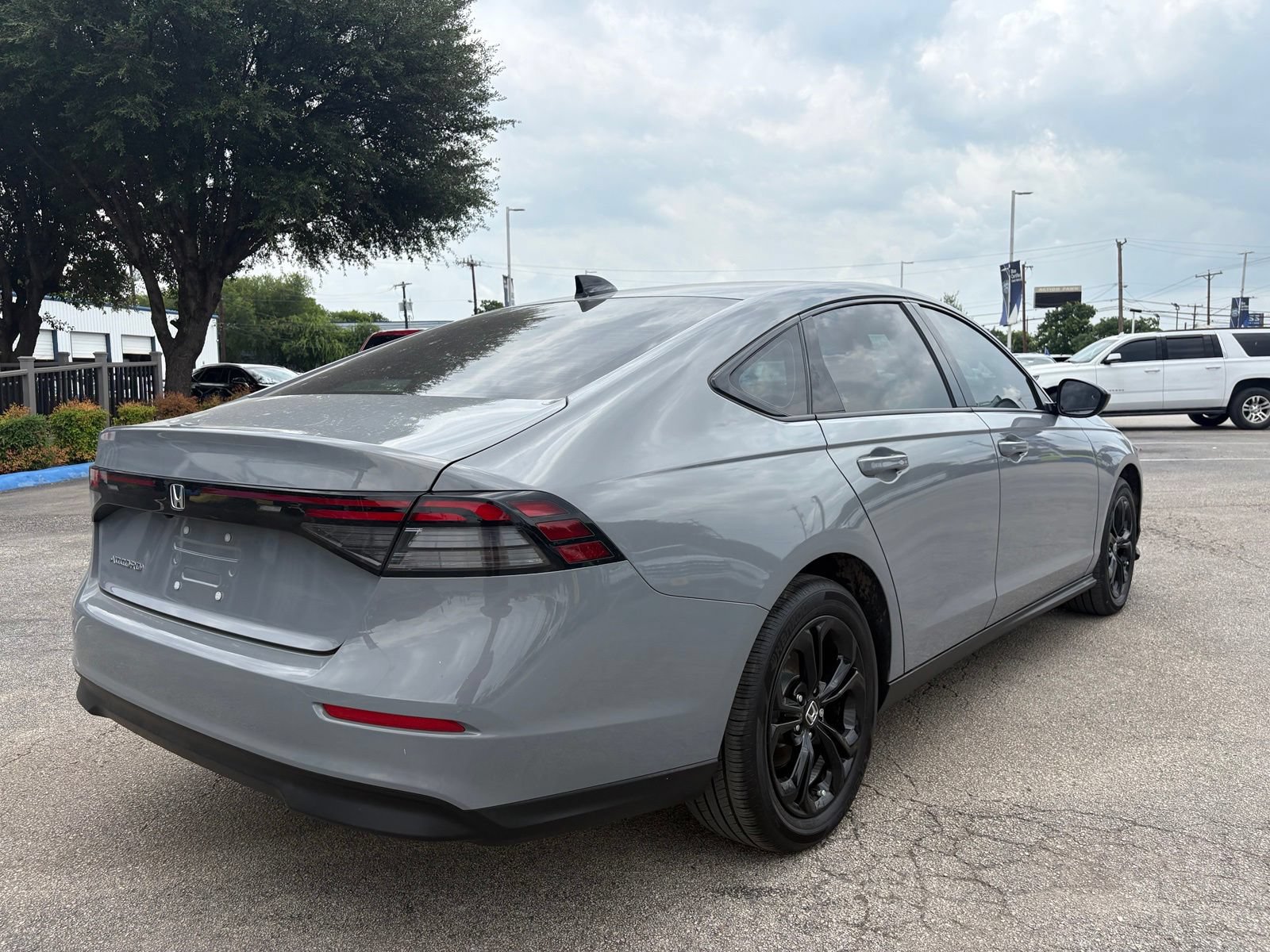 Used 2025 Honda Accord SE image 5