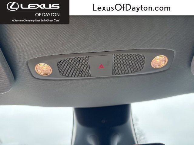 Used 2022 Tesla Model Y Long Range image 23