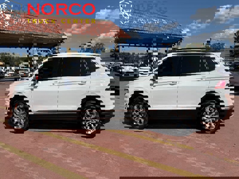 Used 2018 Volkswagen Tiguan SE image 5