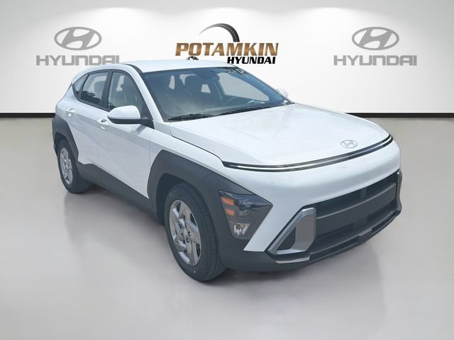 New 2027 Hyundai Kona SE FWD image 3
