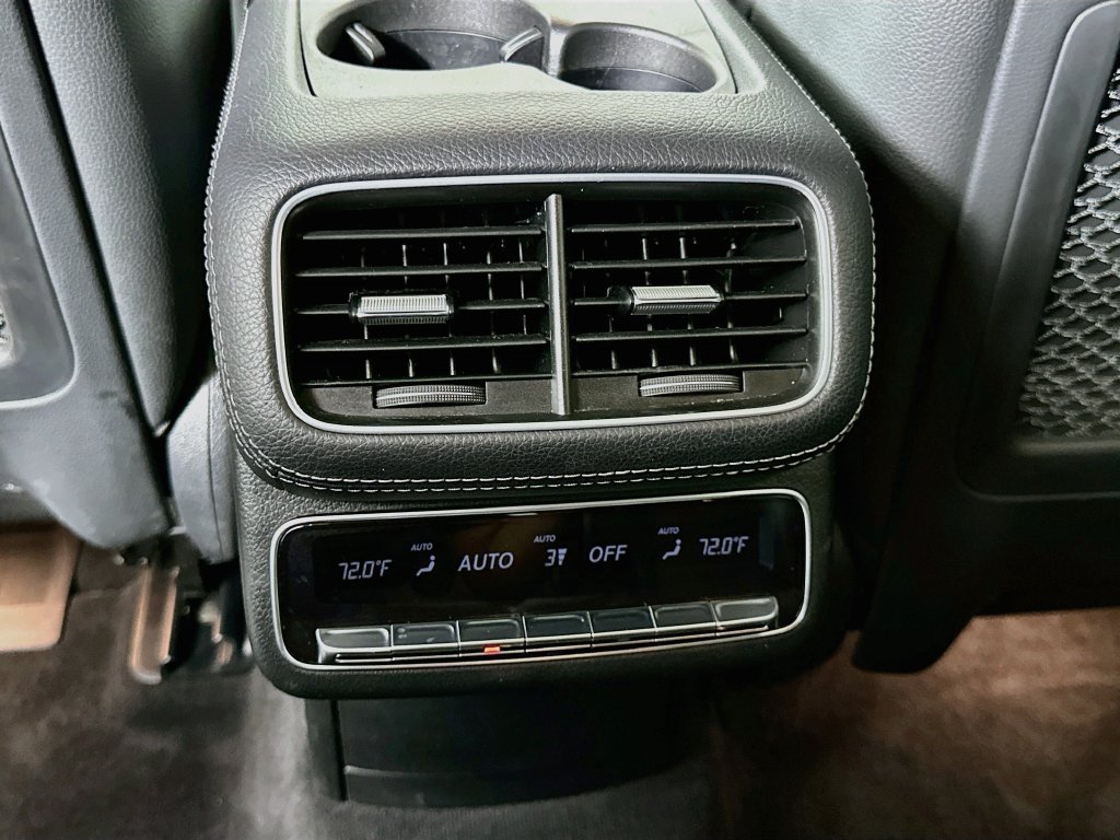 Used 2024 Mercedes-Benz GLS 450 4MATIC image 26