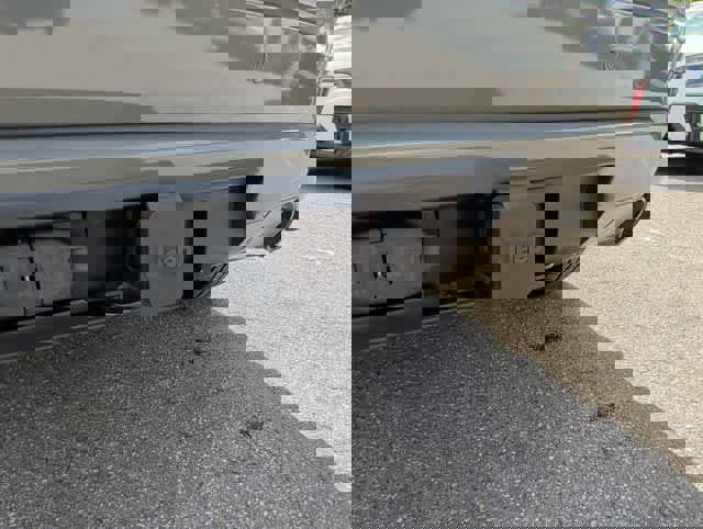 Used 2021 Jeep Grand Cherokee Laredo X image 33