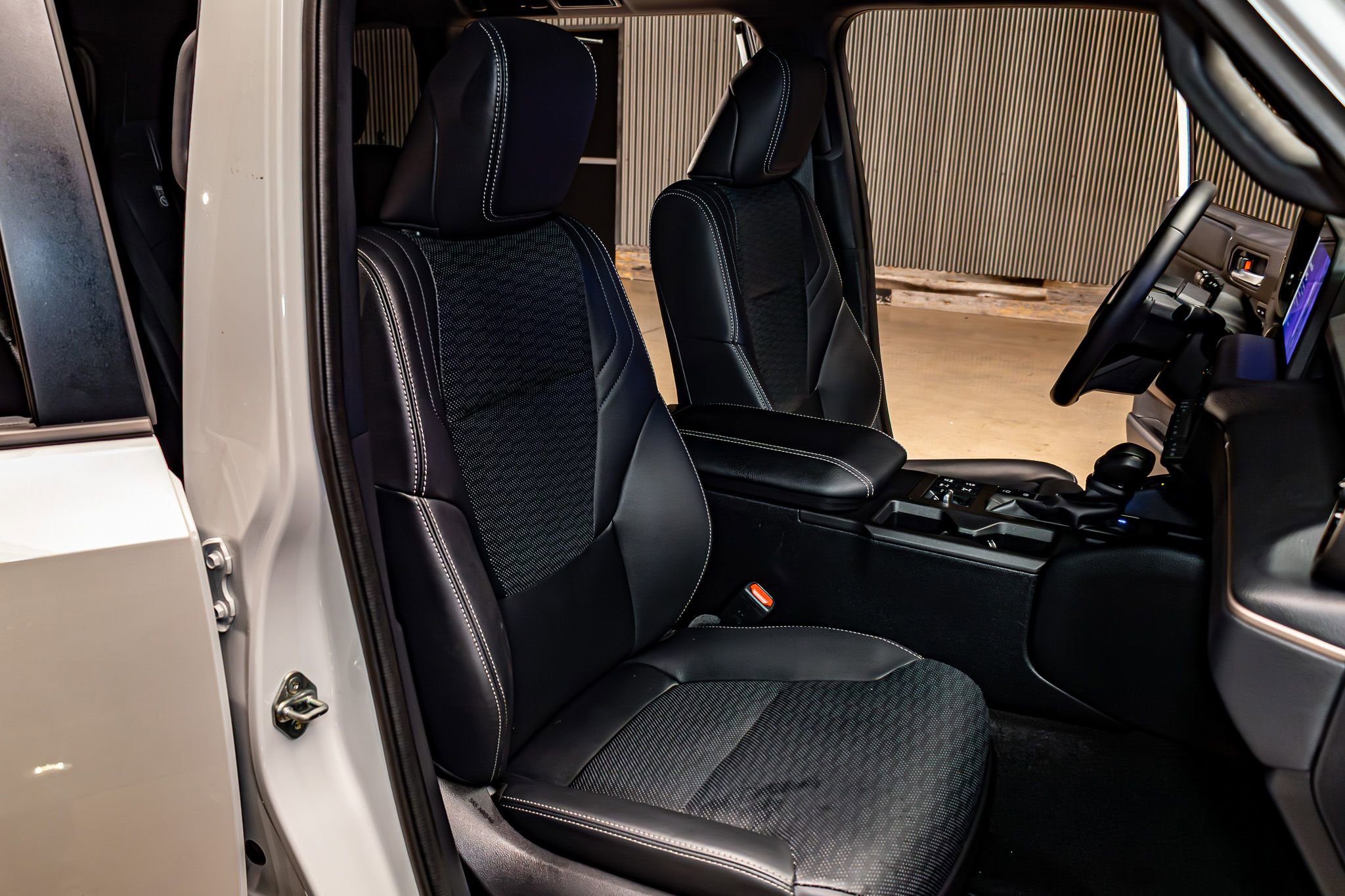 Used 2025 Toyota Land Cruiser w/ Premium Package AWD/4WD image 27