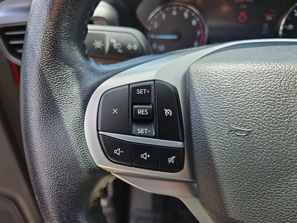 Used 2022 Ford Explorer XLT image 19