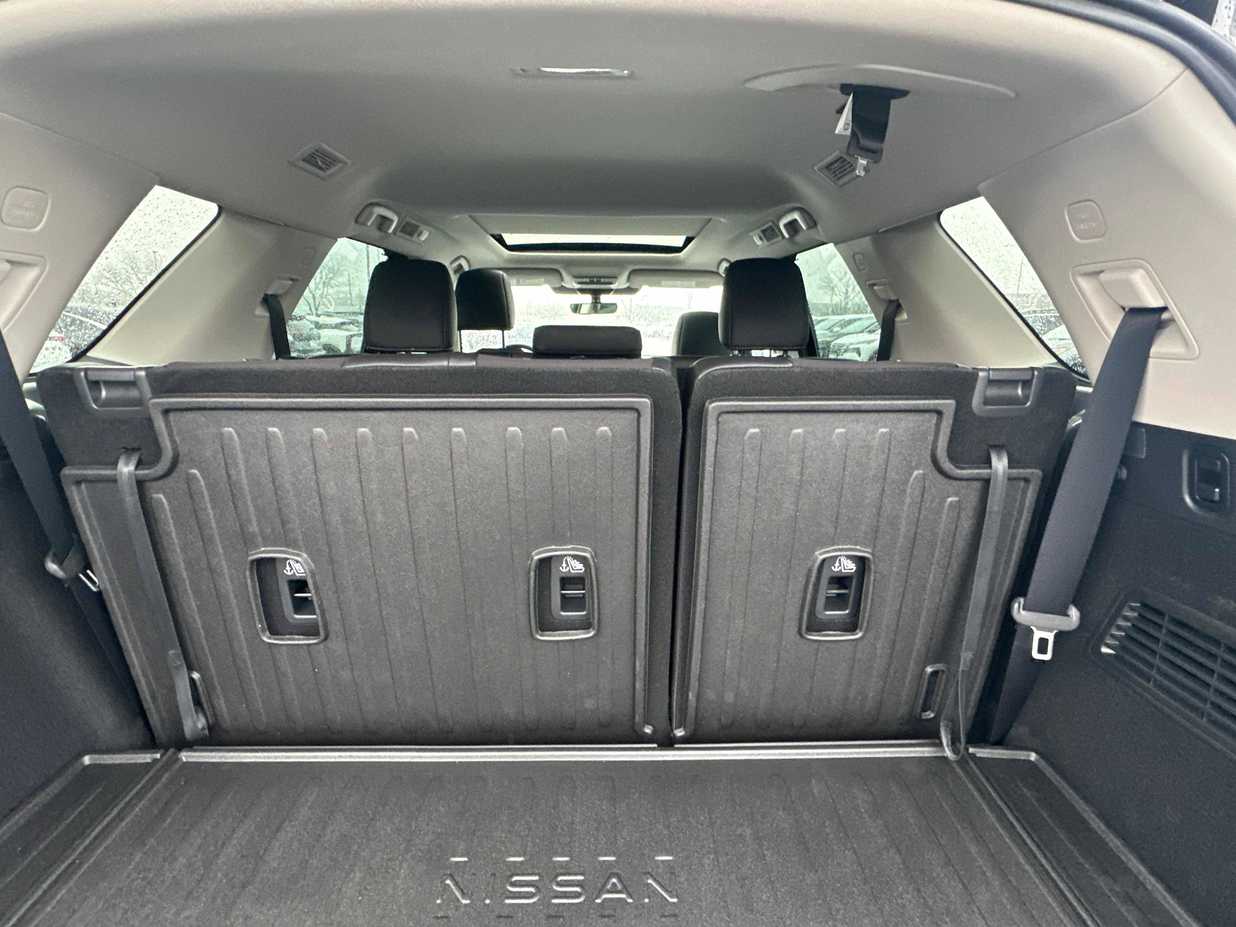 New 2026 Nissan Pathfinder Platinum AWD/4WD image 16