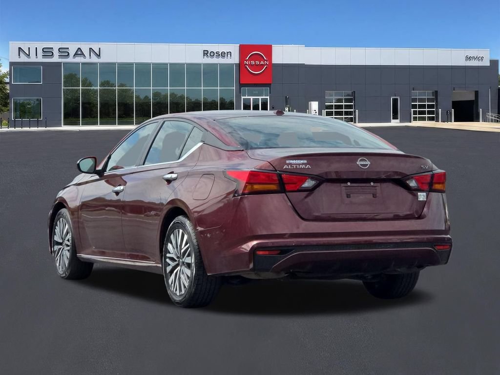 Used 2024 Nissan Altima 2.5 SV FWD image 5