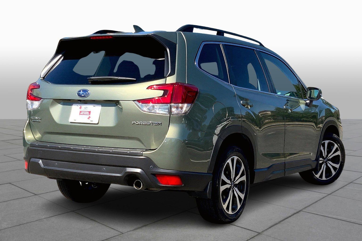 Used 2021 Subaru Forester Limited AWD/4WD image 13