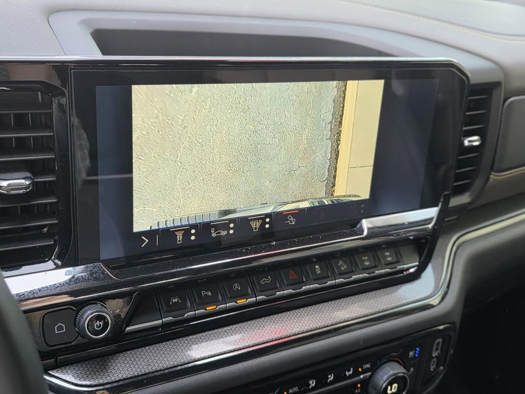 Used 2024 Chevrolet Silverado 1500 ZR2 w/ Technology Package image 21