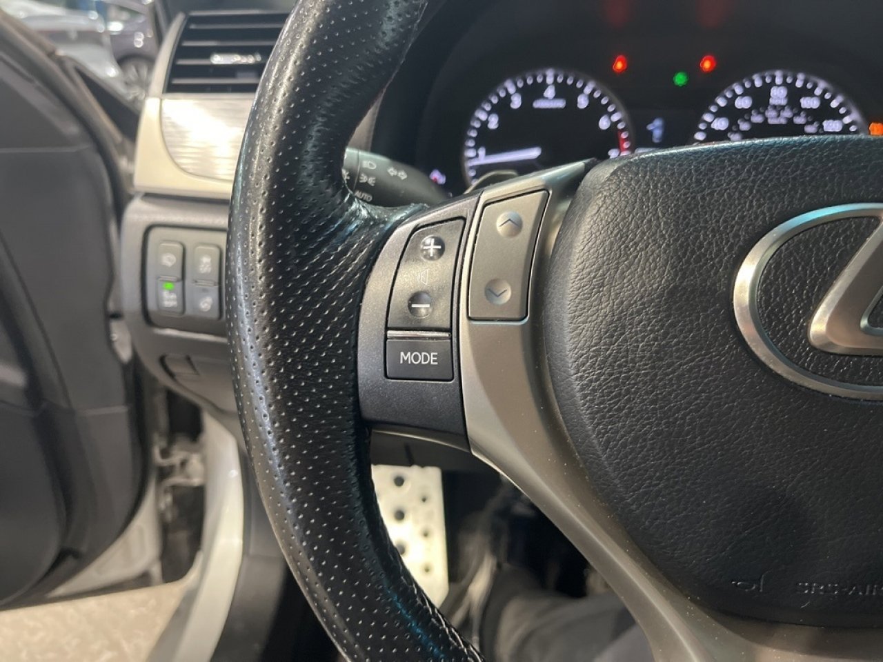 Used 2014 Lexus GS 350 AWD image 21