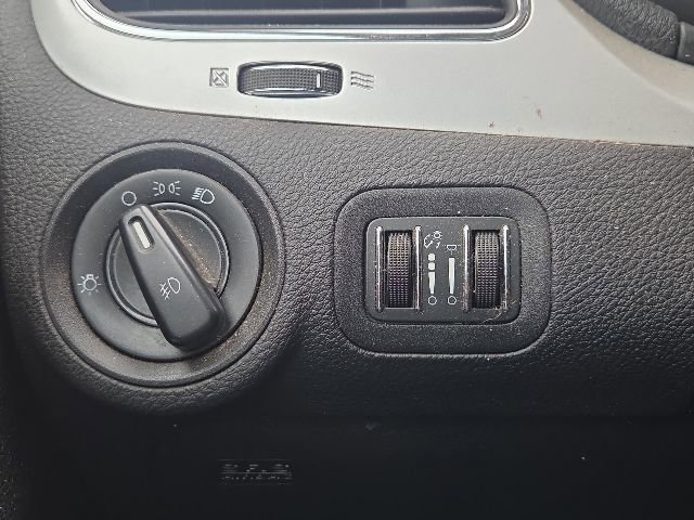Used 2012 Dodge Journey SXT w/ Flexible Seating Group AWD/4WD image 26