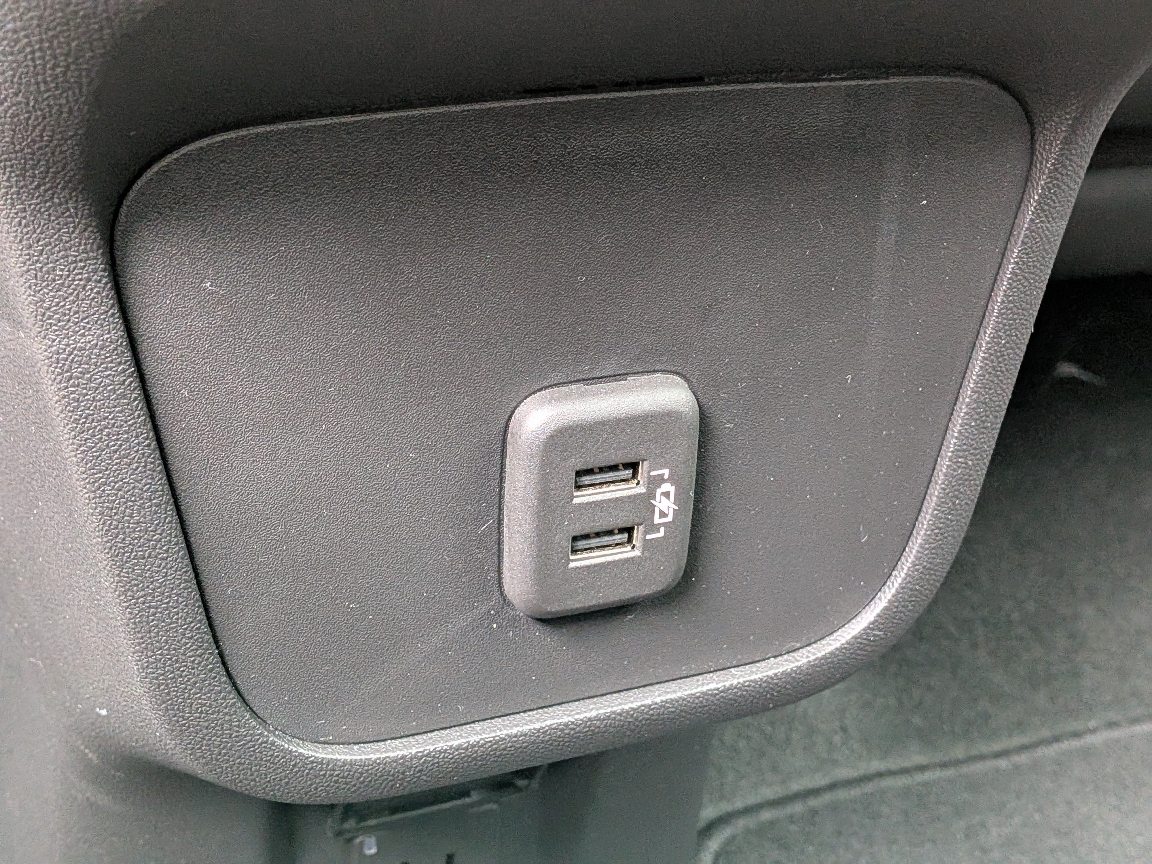 Used 2022 GMC Terrain AT4 w/ Infotainment Package II AWD/4WD image 17