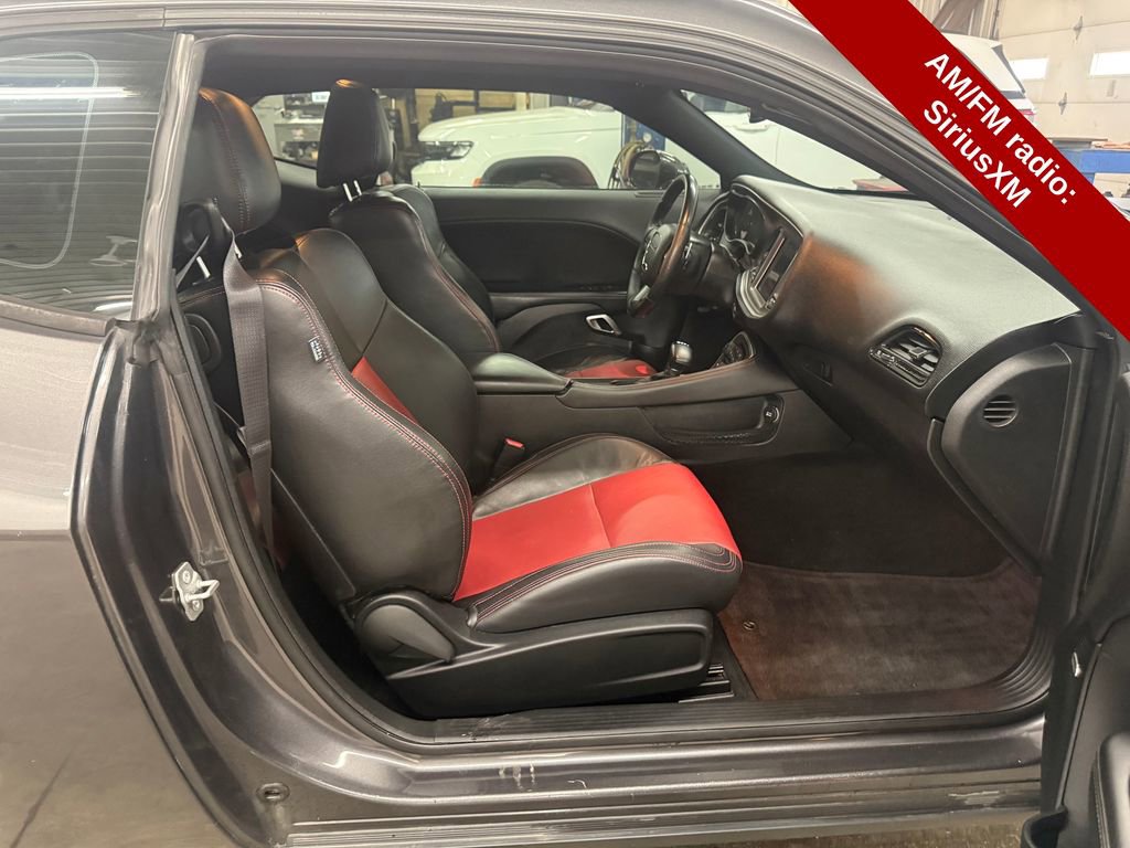 Used 2019 Dodge Challenger R/T Scat Pack w/ T/A Package RWD image 34
