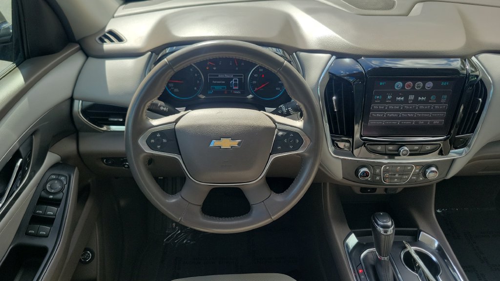 Used 2019 Chevrolet Traverse LT FWD image 12