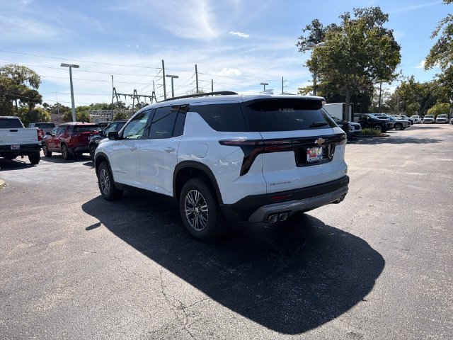 New 2027 Chevrolet Traverse LT w/ LPO, Floor Liner Package FWD image 8