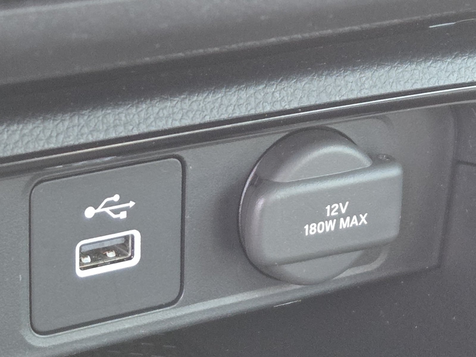 Used 2025 Honda CR-V LX image 5