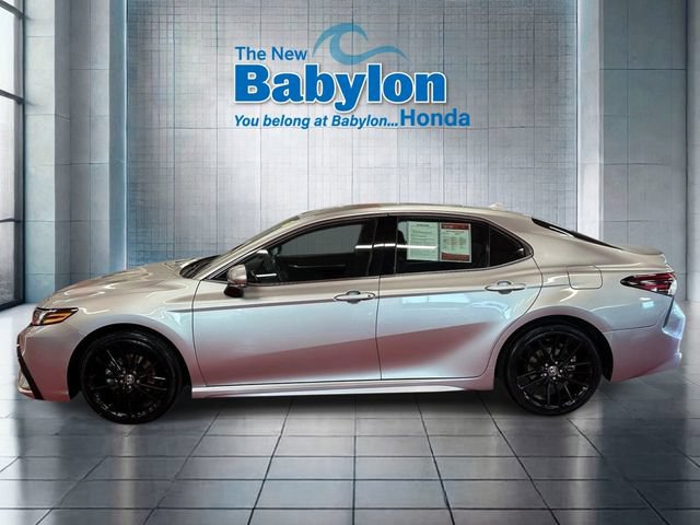 Used 2024 Toyota Camry XSE FWD image 6