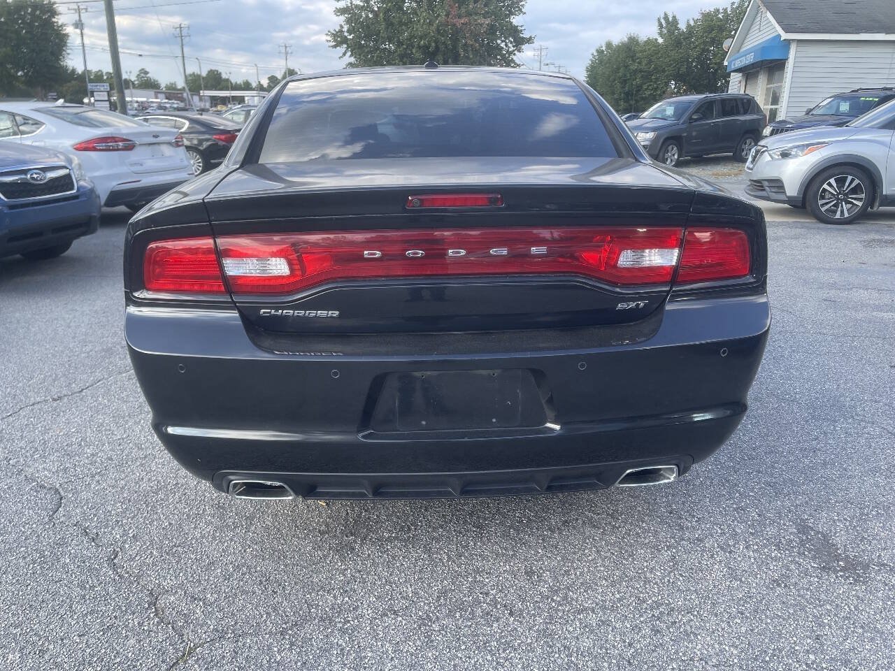 Used 2014 Dodge Charger SXT Plus RWD image 8