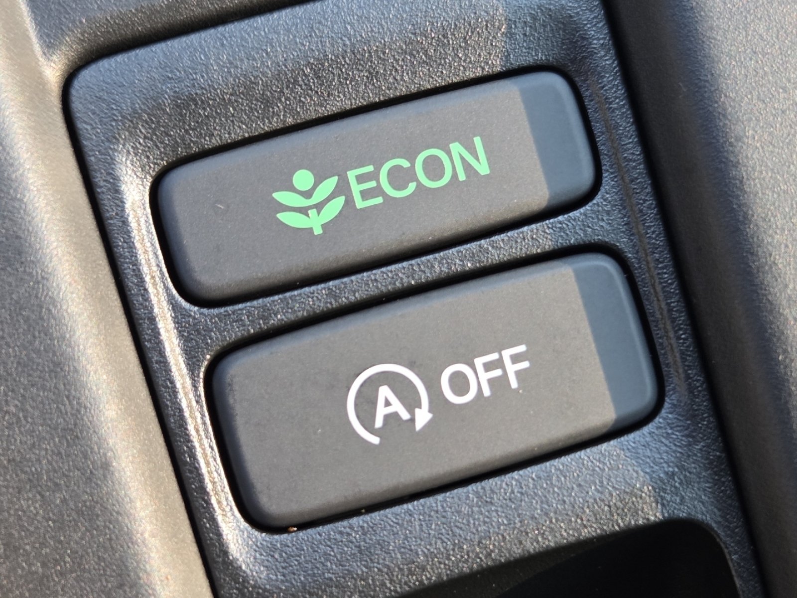Certified 2025 Honda Accord SE image 9