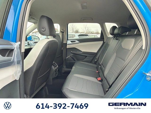 New 2026 Volkswagen Taos SE image 17