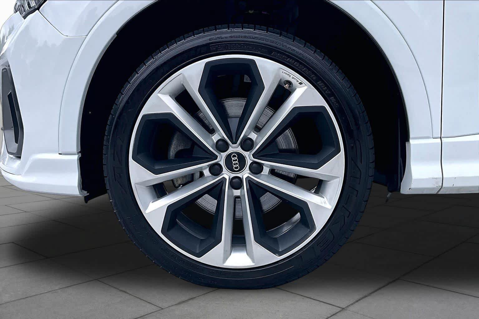 Used 2020 Audi Q3 2.0T Premium Plus AWD/4WD image 10