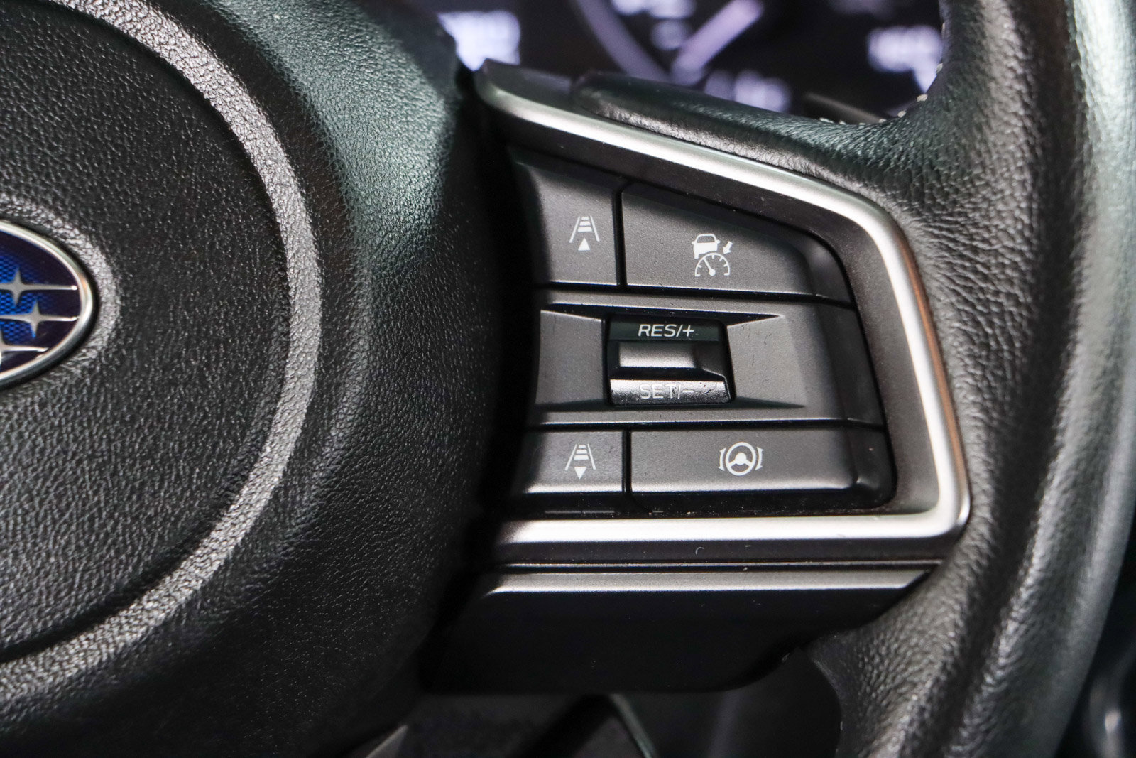 Used 2023 Subaru Ascent Limited w/ Technology Package image 14