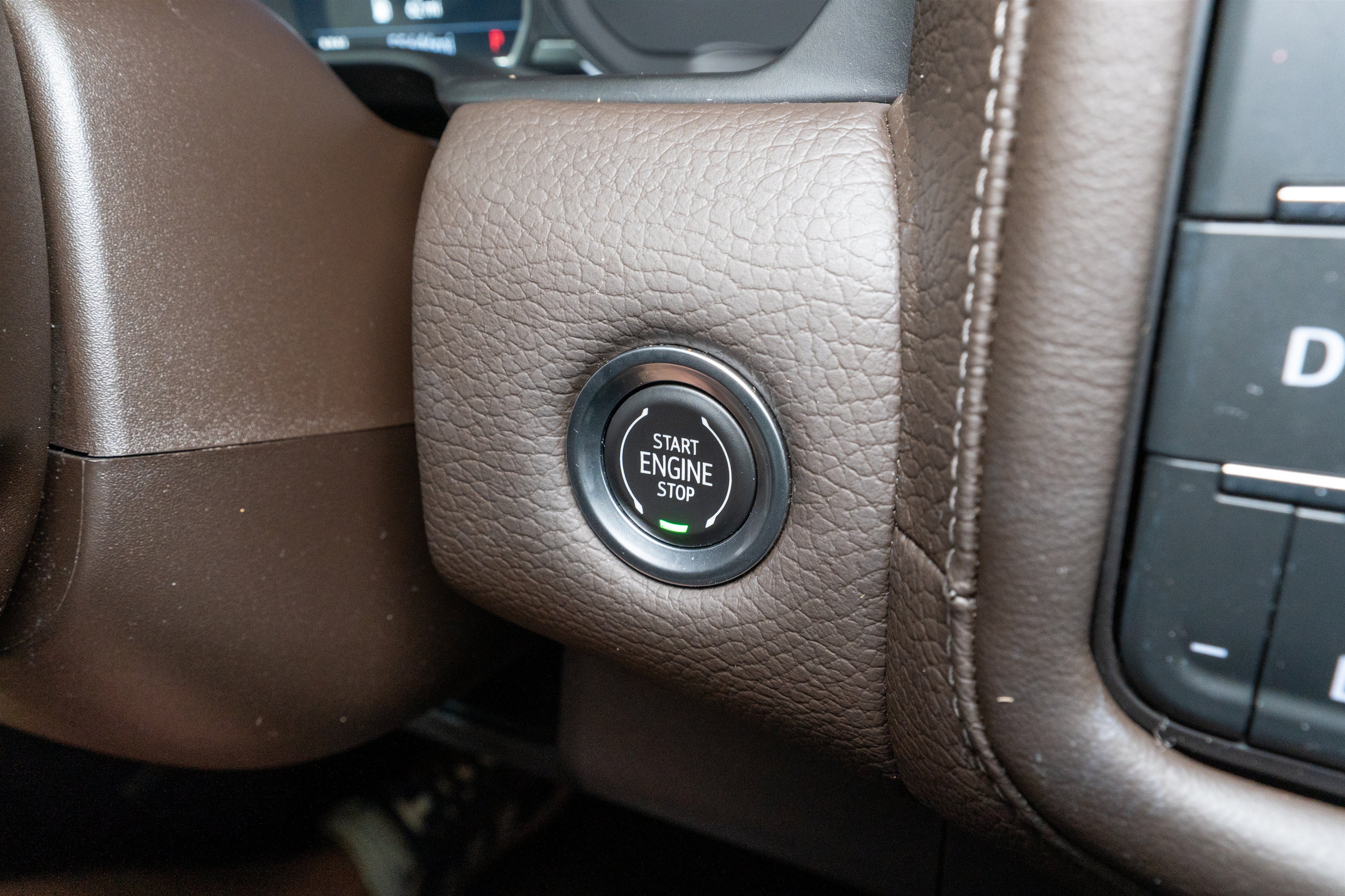 Used 2021 GMC Yukon Denali AWD/4WD image 27
