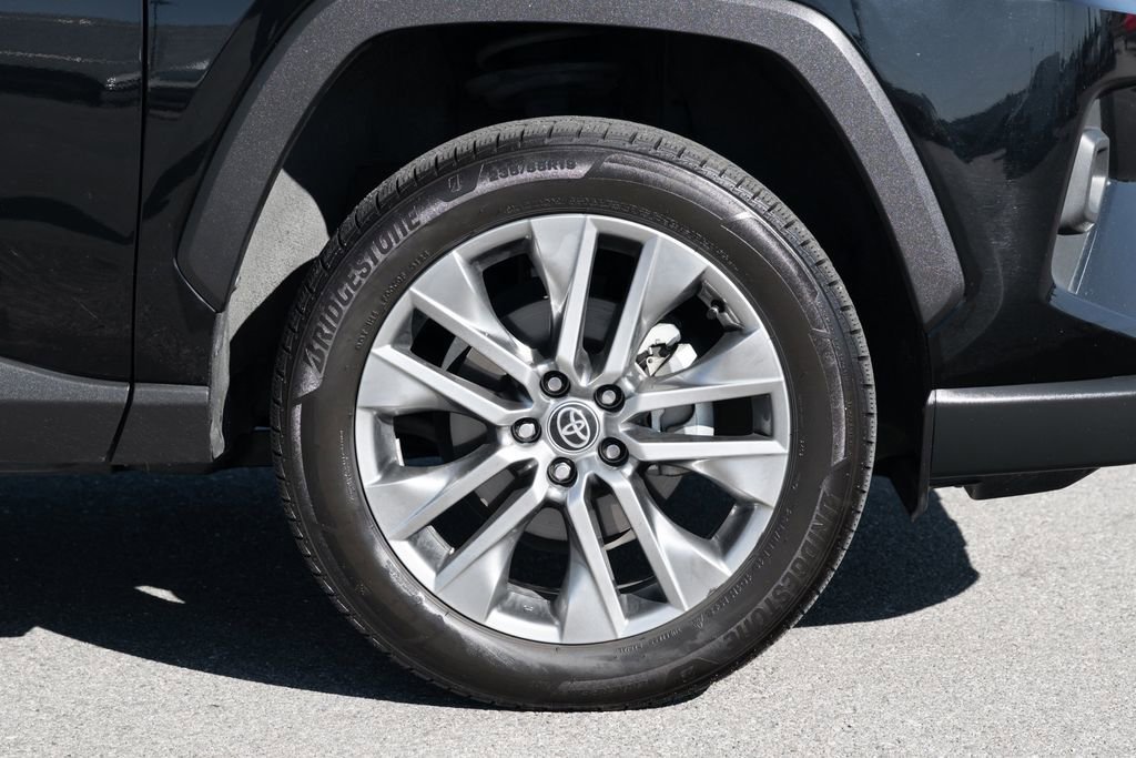 Used 2023 Toyota RAV4 XLE Premium AWD/4WD image 11