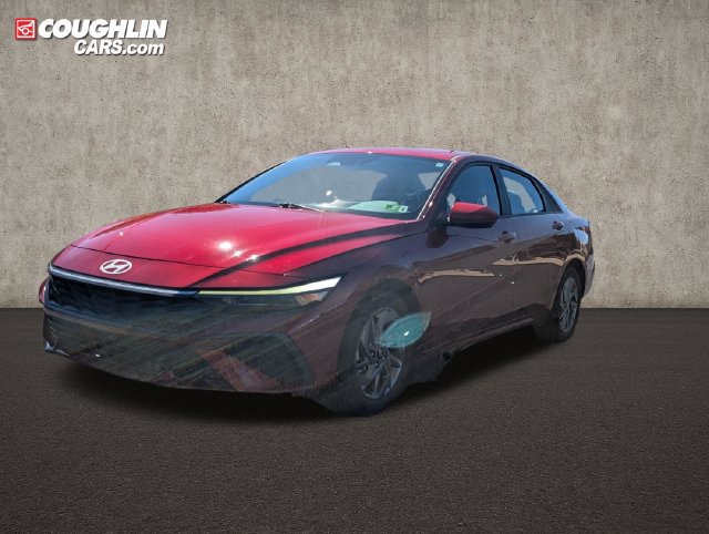 Certified 2024 Hyundai Elantra SEL FWD image 3