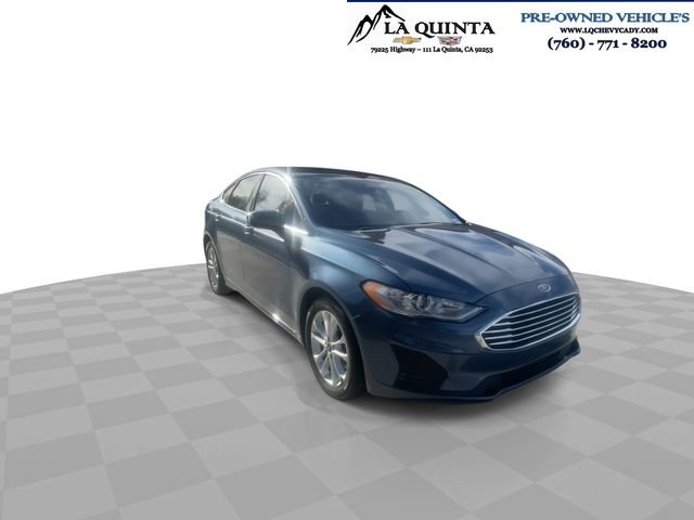 Used 2019 Ford Fusion SE image 2