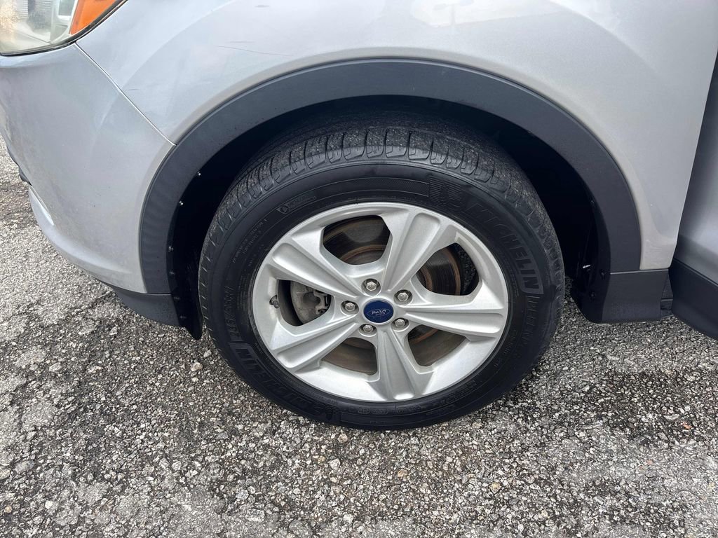 Used 2015 Ford Escape SE image 34