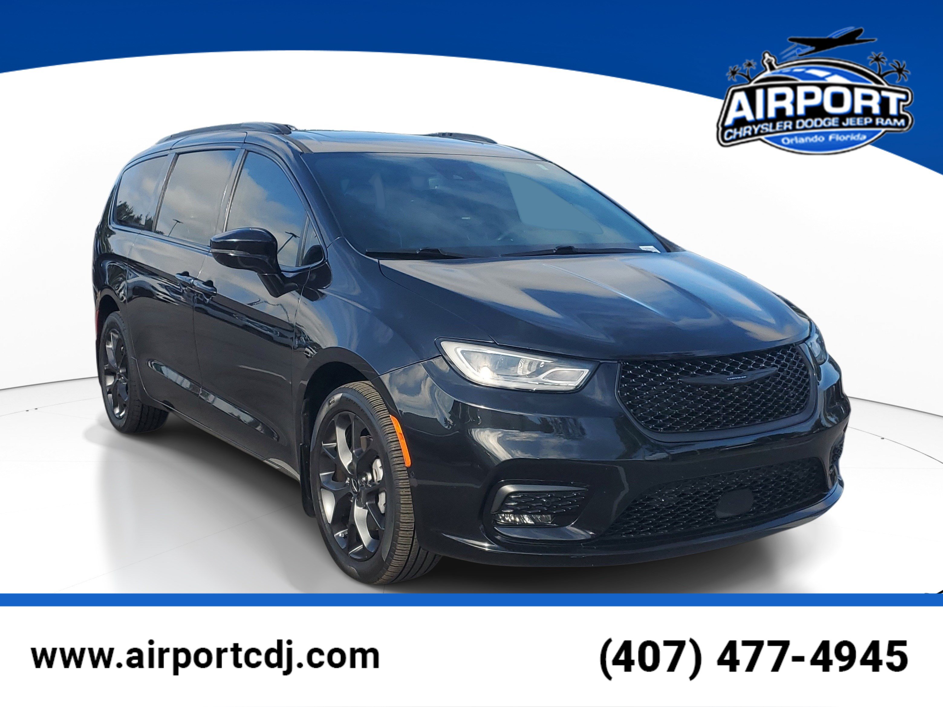 Used 2022 Chrysler Pacifica Limited w/ Uconnect Theater Family Group AWD/4WD image 1