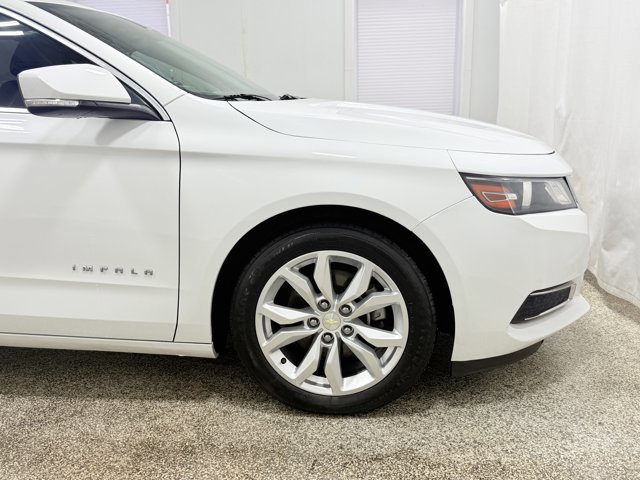 Used 2018 Chevrolet Impala LT FWD image 30
