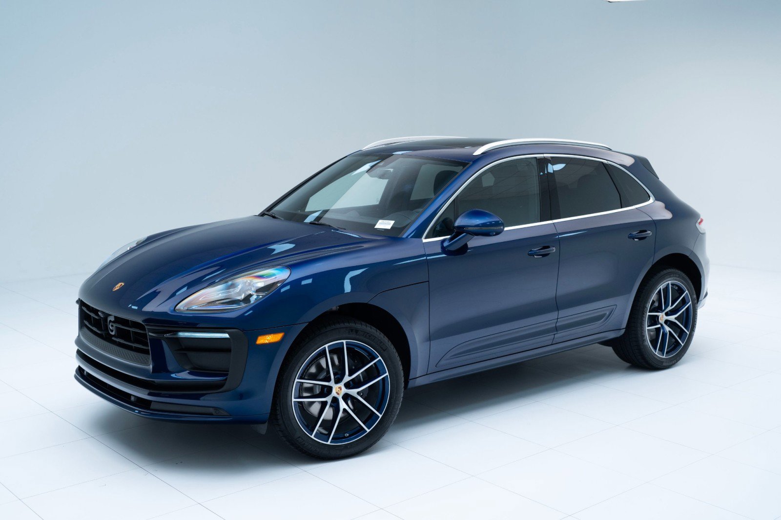 New 2025 Porsche Macan
