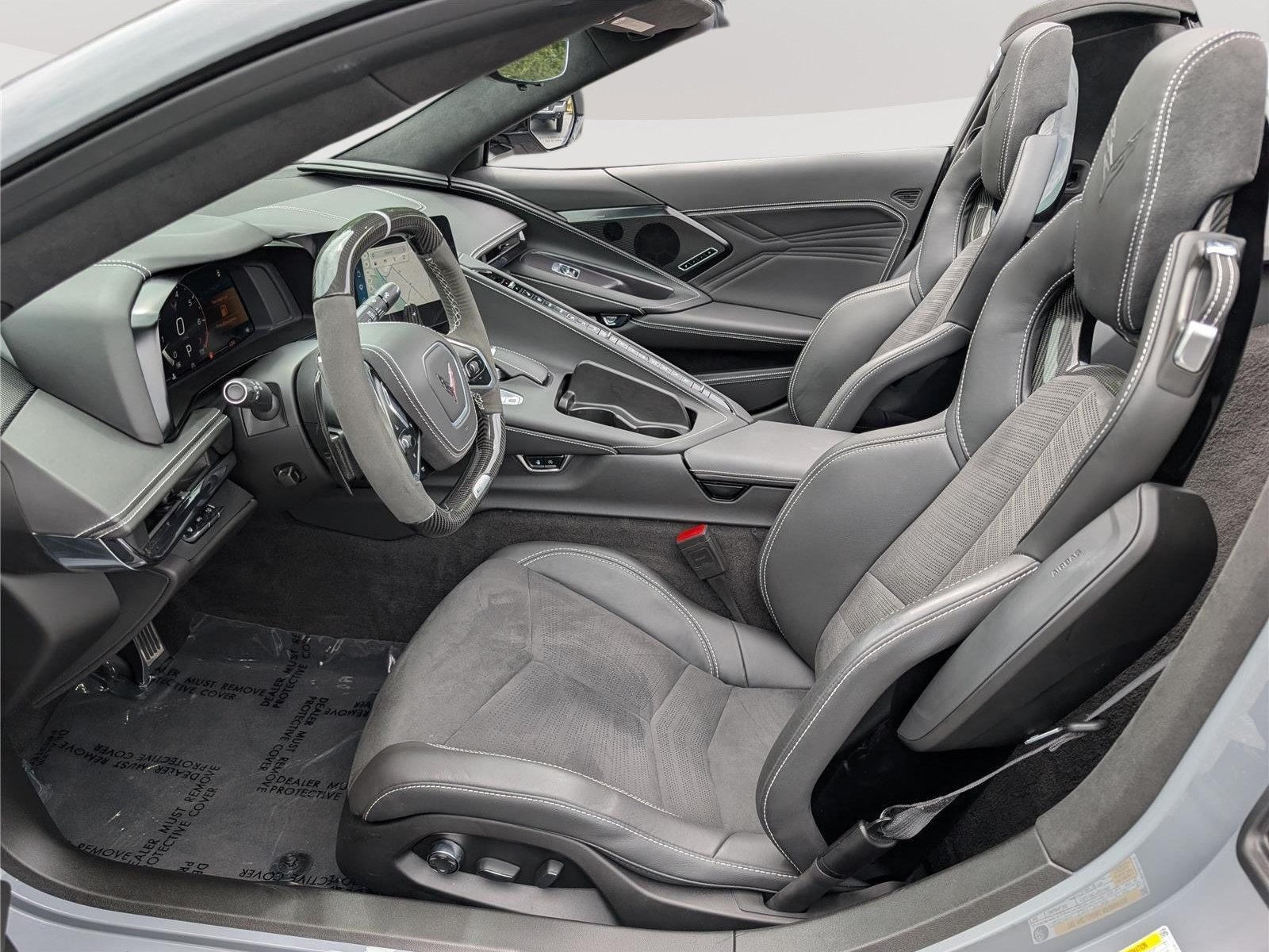 Used 2025 Chevrolet Corvette E-Ray AWD/4WD image 13