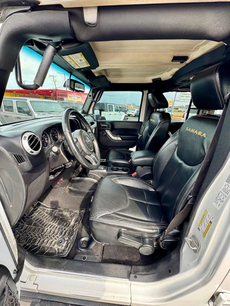 Used 2014 Jeep Wrangler Unlimited Sahara w/ Connectivity Group image 4