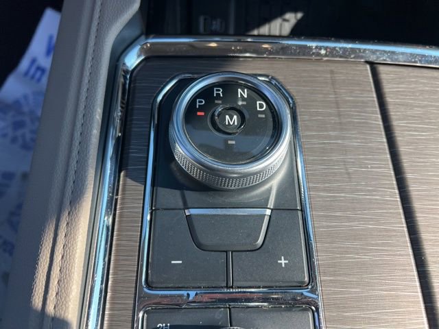 Used 2024 Ford Expedition Limited image 23