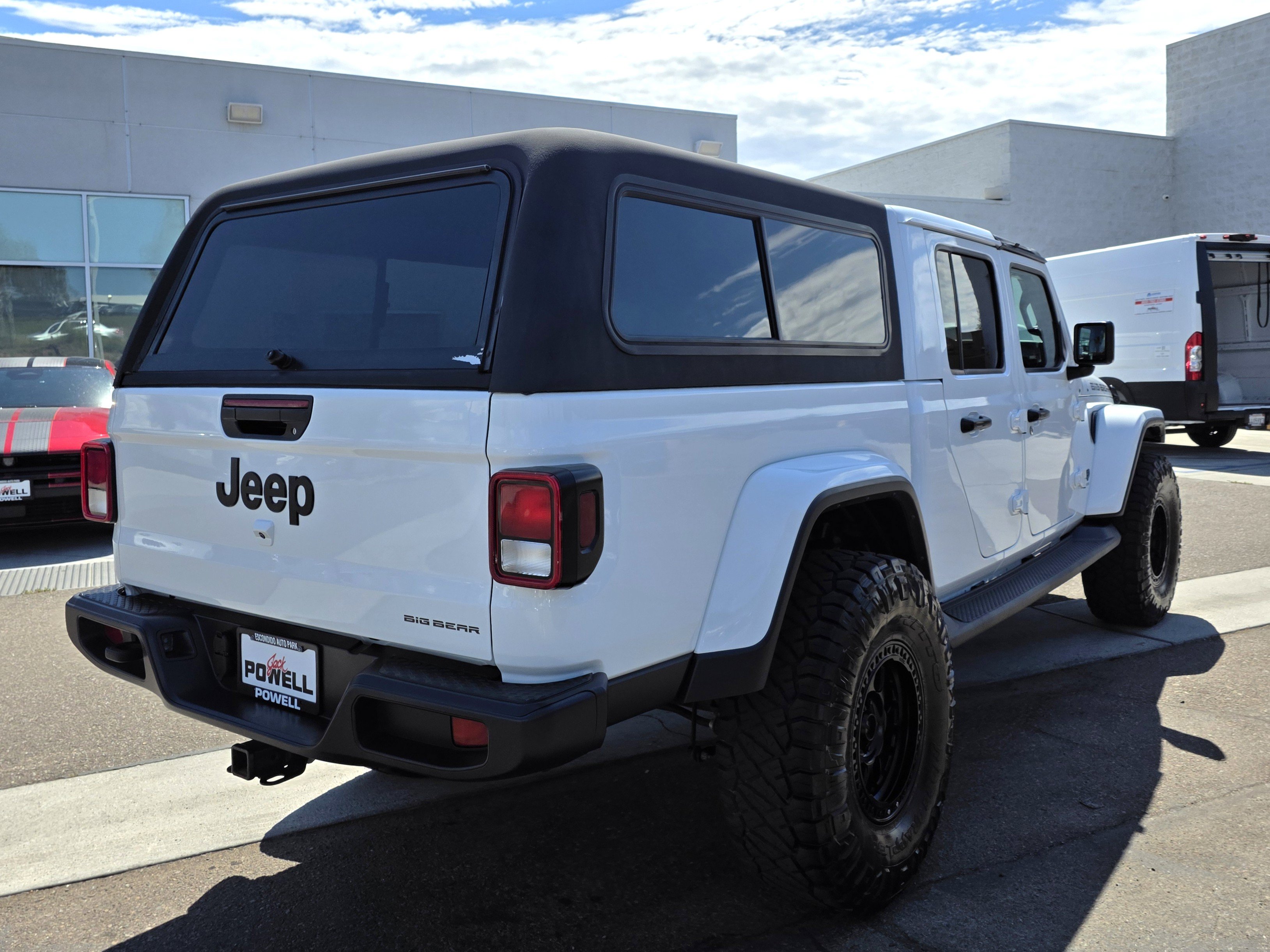 Used 2025 Jeep Gladiator Sport AWD/4WD image 5