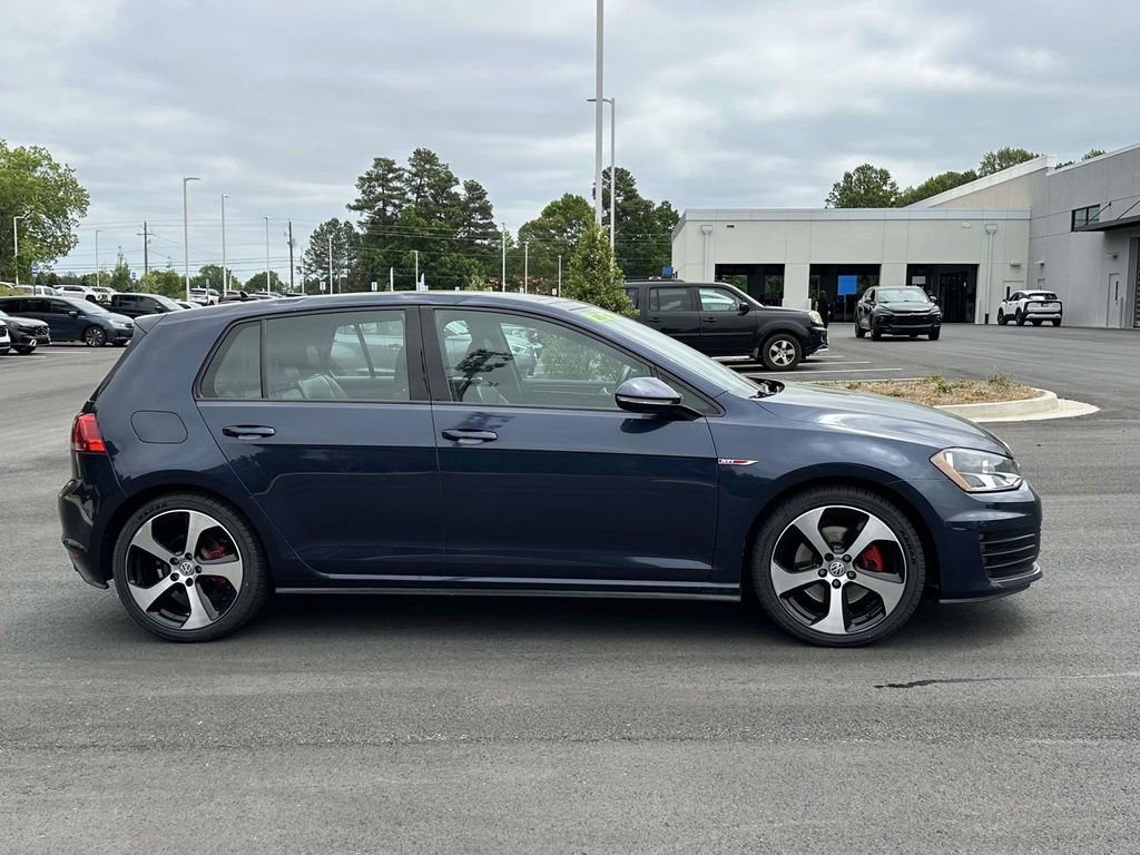 Used 2016 Volkswagen GTI SE FWD image 25