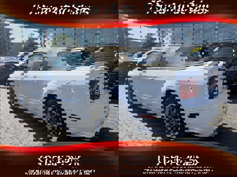 Used 2005 Ford Mustang GT Premium image 4