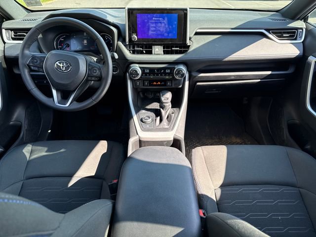 Certified 2024 Toyota RAV4 SE w/ Convenience Package AWD/4WD image 18