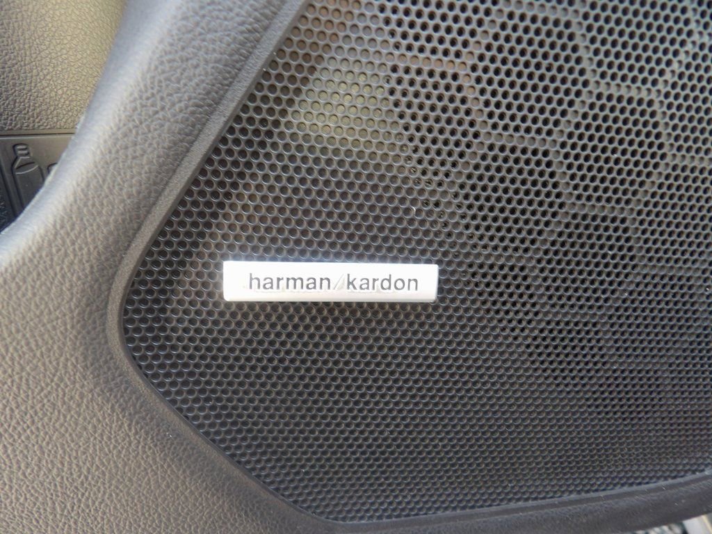 Used 2019 Subaru Outback 2.5i Limited w/ Popular Package #2 image 13