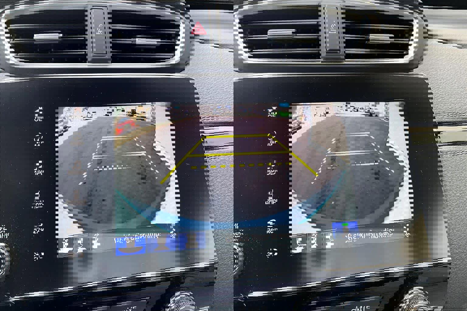 Used 2018 Honda CR-V Touring image 25