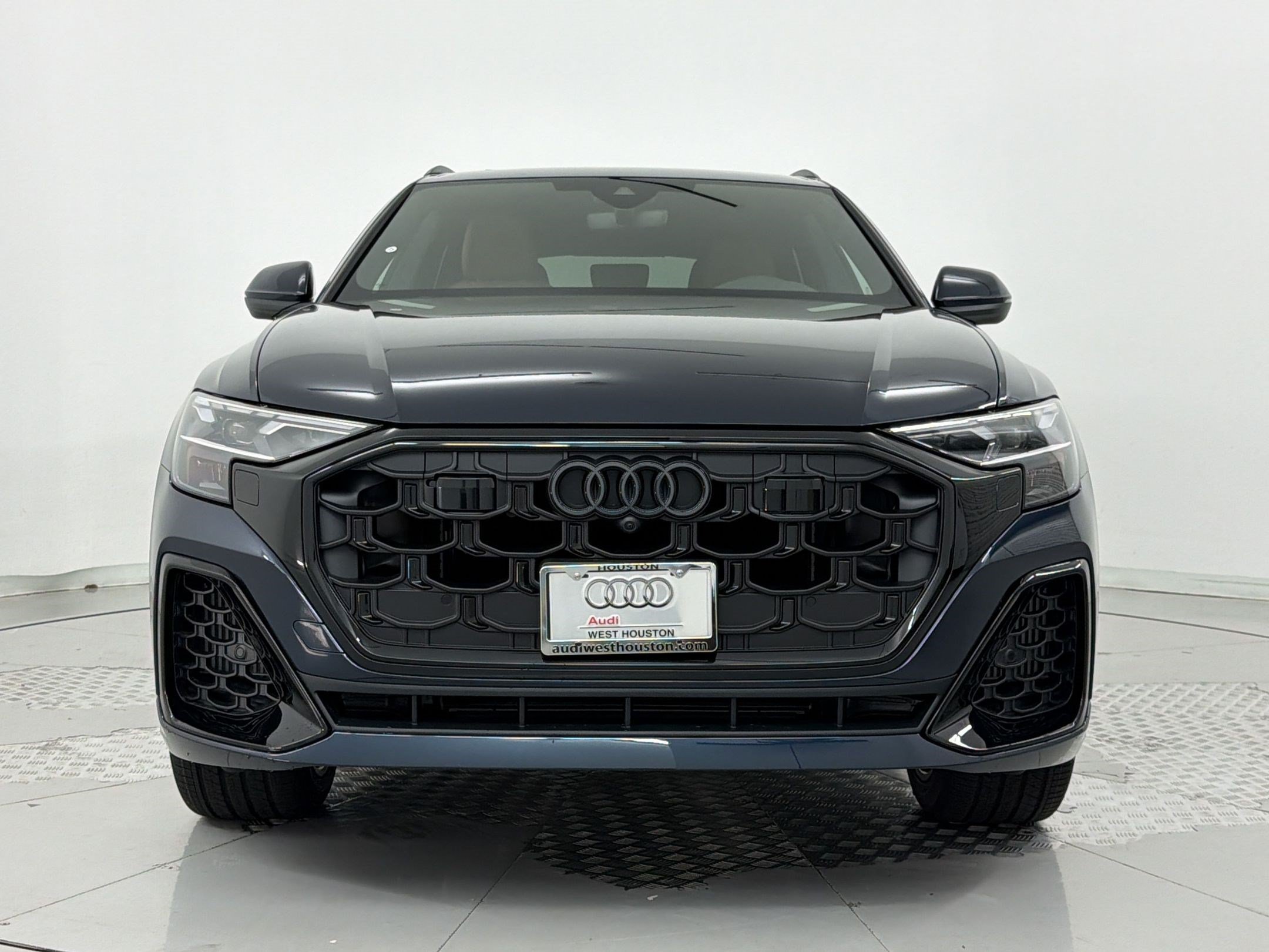 New 2026 Audi Q8 Premium Plus AWD/4WD image 6