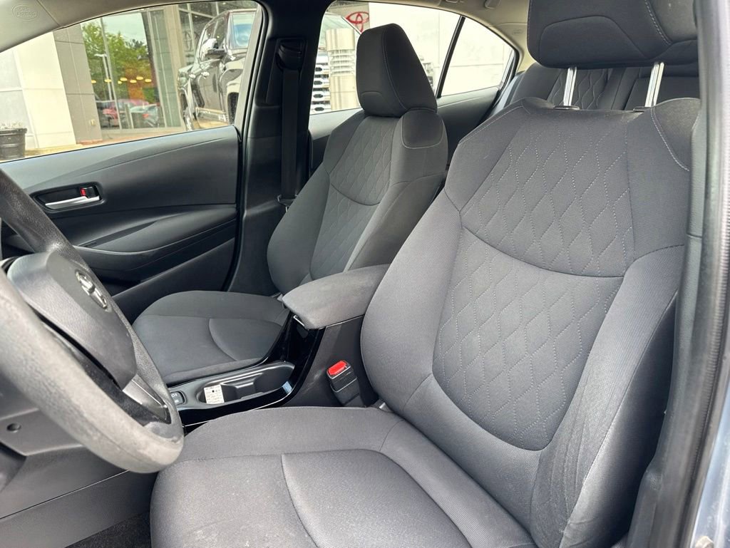 Used 2020 Toyota Corolla LE FWD image 12
