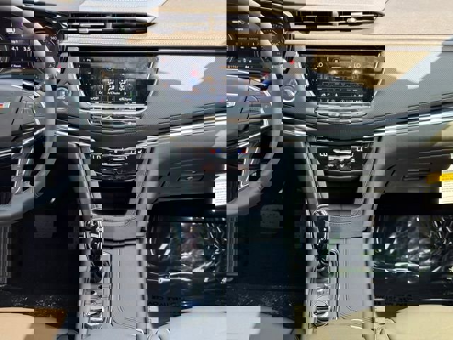 New 2025 Cadillac XT5 Premium Luxury w/ Technology Package FWD image 29