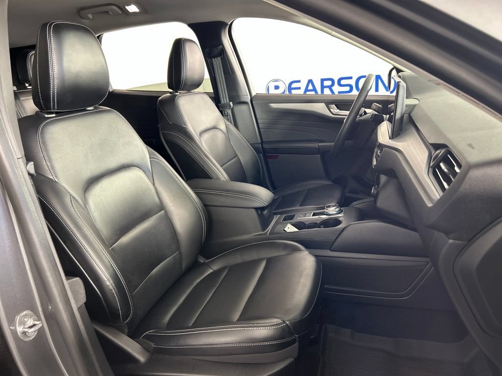 Used 2023 Ford Escape Platinum AWD/4WD image 30