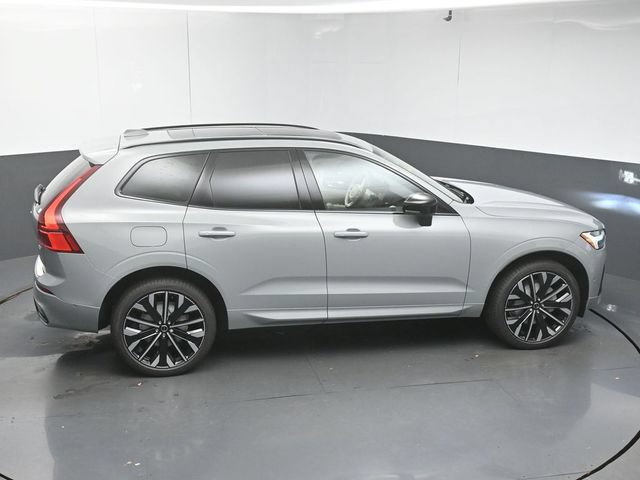 New 2026 Volvo XC60 B5 Ultra w/ Protection Package Premier AWD/4WD image 48