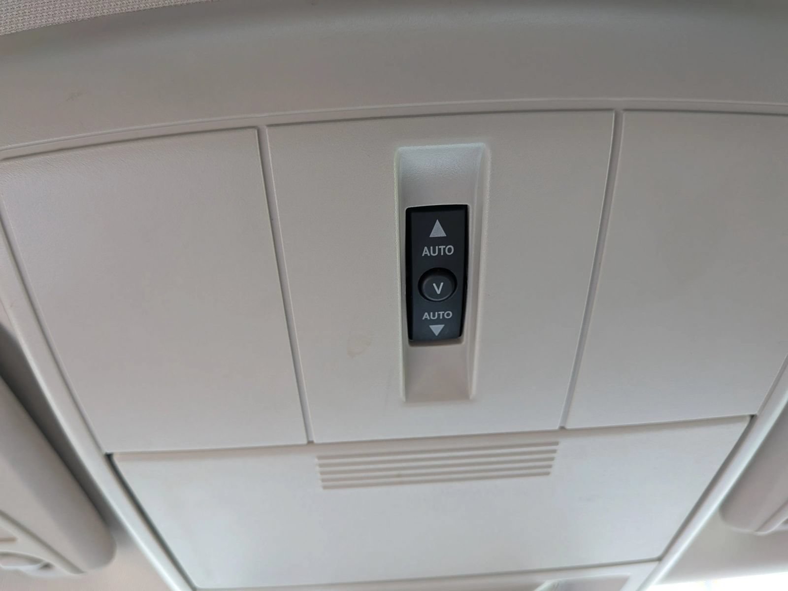 Used 2020 Dodge Journey Crossroad FWD image 48